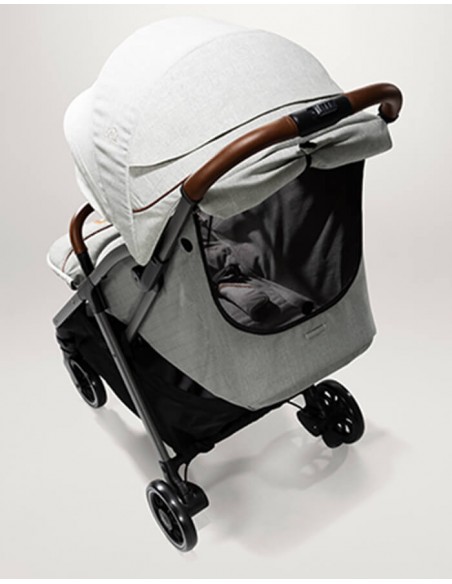 Silla Joie signature Parcel Oyster.
