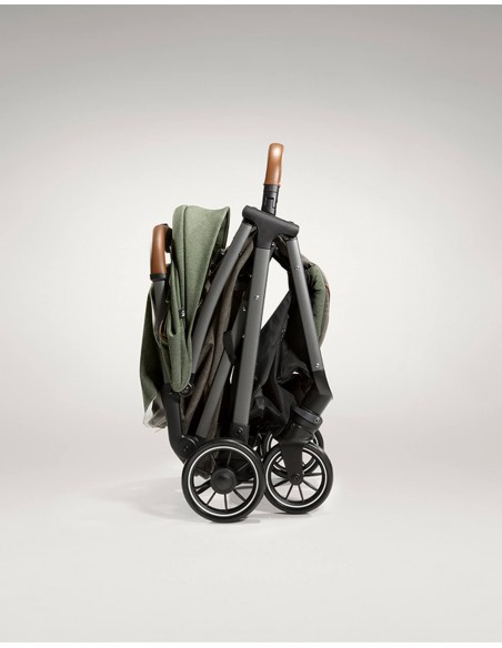 Silla Joie signature Parcel Pine.
